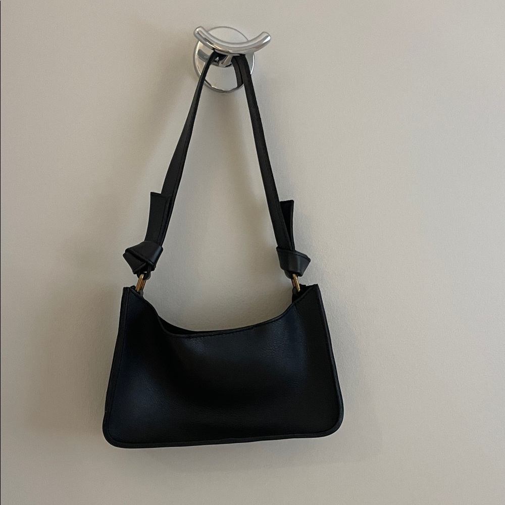 MADEWELL The Sydney black Leather Hobo Magnetic Close Shoulder Bag
